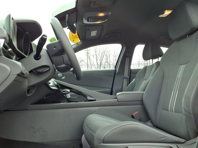 Used 2023 Hyundai Elantra Blue w/ Preferred Accessory Package image 26