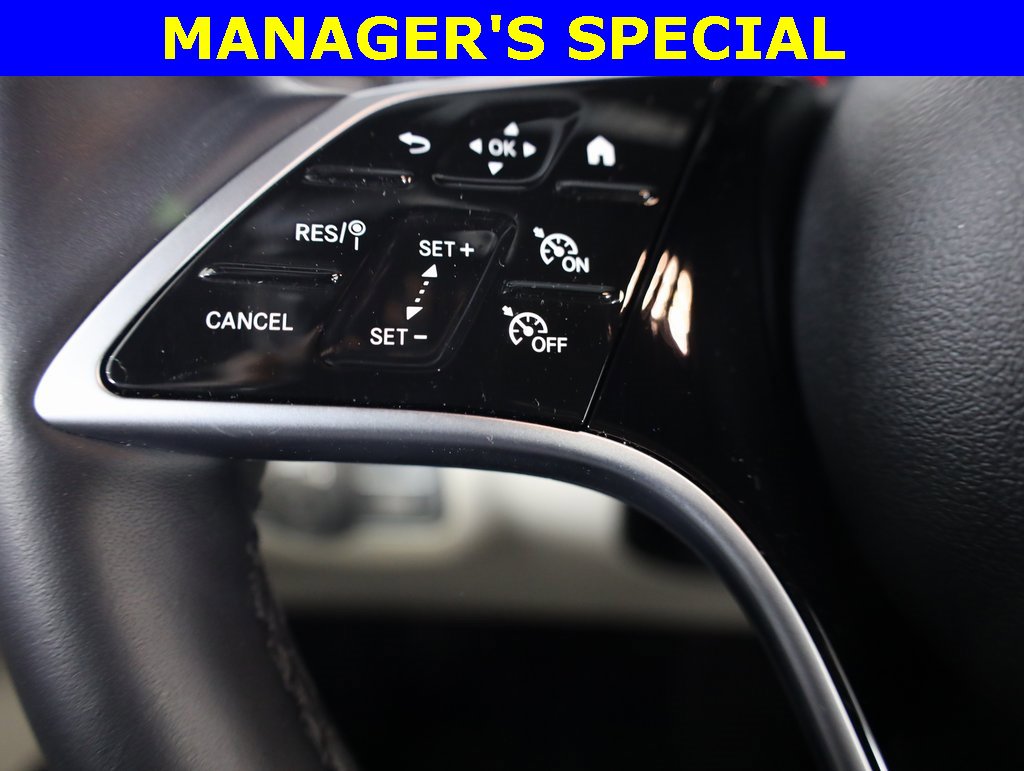 Used 2025 Mercedes-Benz GLE 350 4MATIC image 11