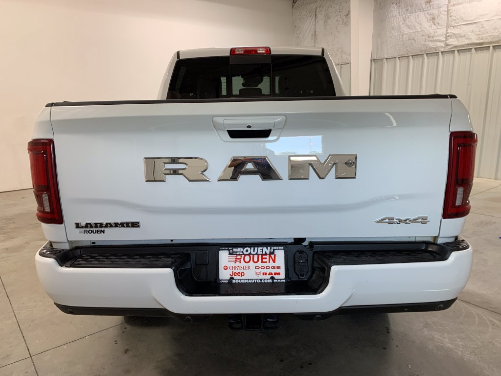 Used 2026 RAM 2500 Laramie AWD/4WD image 7
