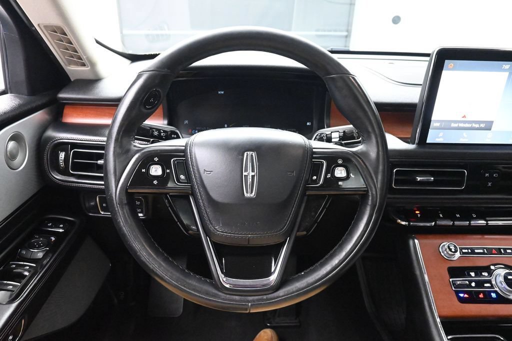 Used 2020 Lincoln Aviator Reserve w/ Equipment Group 202A AWD/4WD image 26