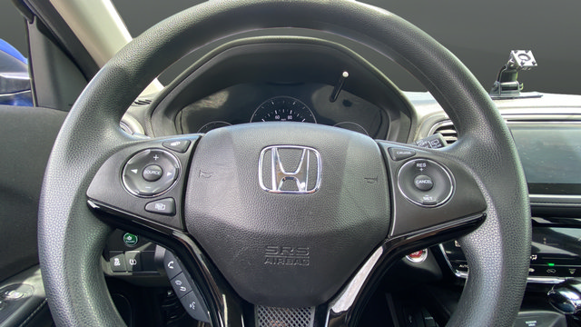 Used 2018 Honda HR-V EX image 16