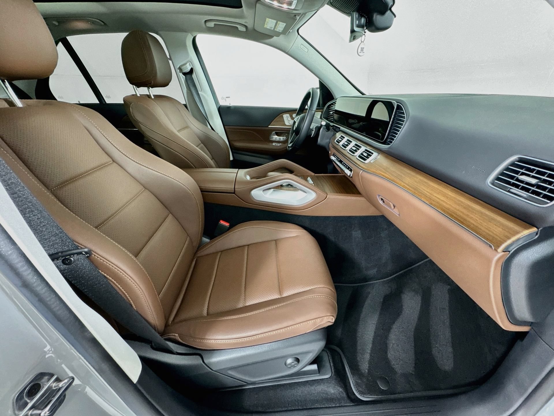 Certified 2025 Mercedes-Benz GLE 350 4MATIC image 31