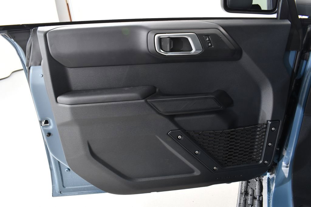 New 2025 Ford Bronco Outer Banks AWD/4WD image 25