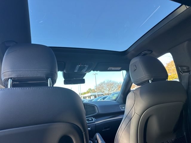 Certified 2025 Mercedes-Benz GLS 450 4MATIC image 21