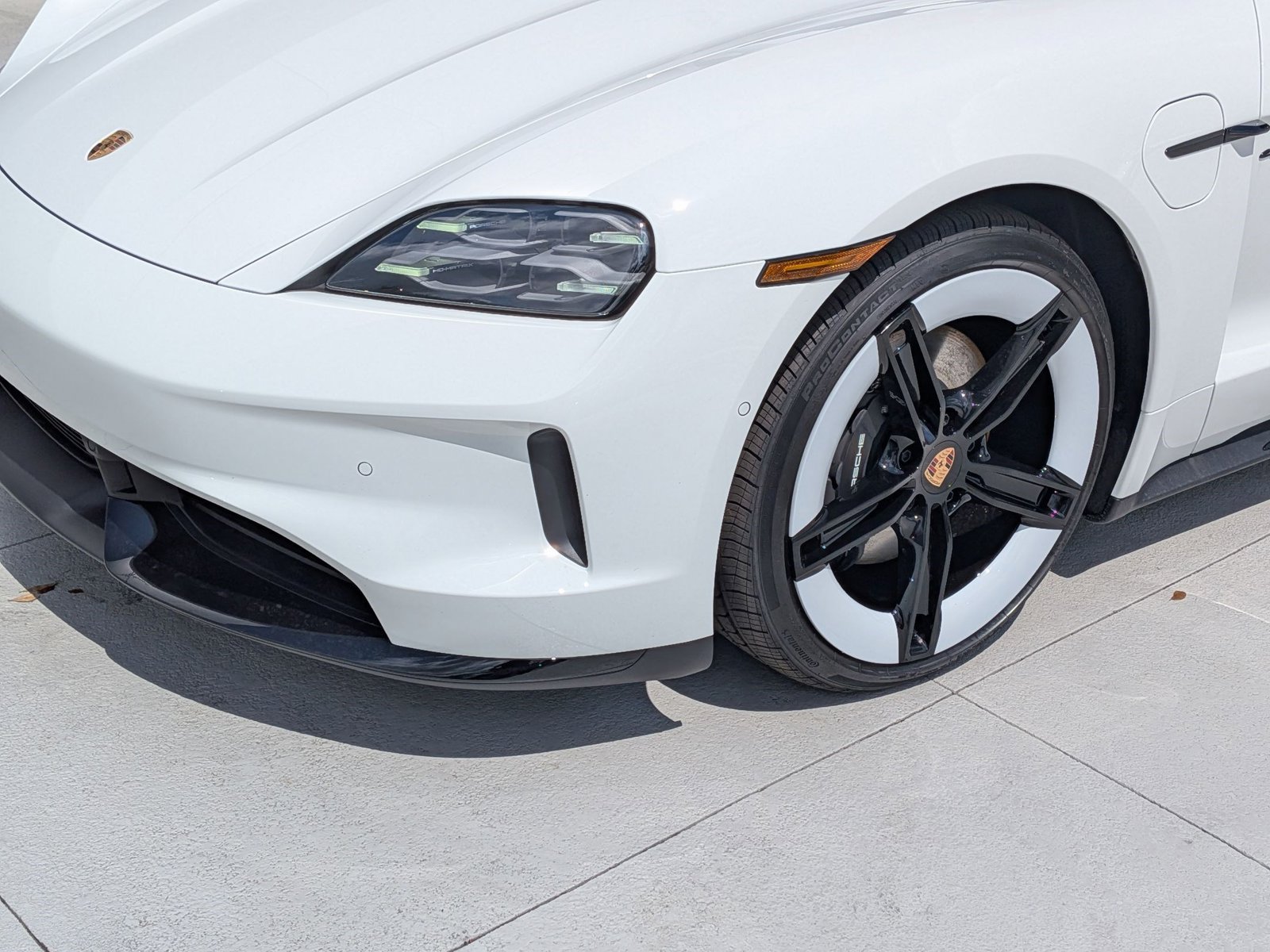 New 2026 Porsche Taycan RWD image 12