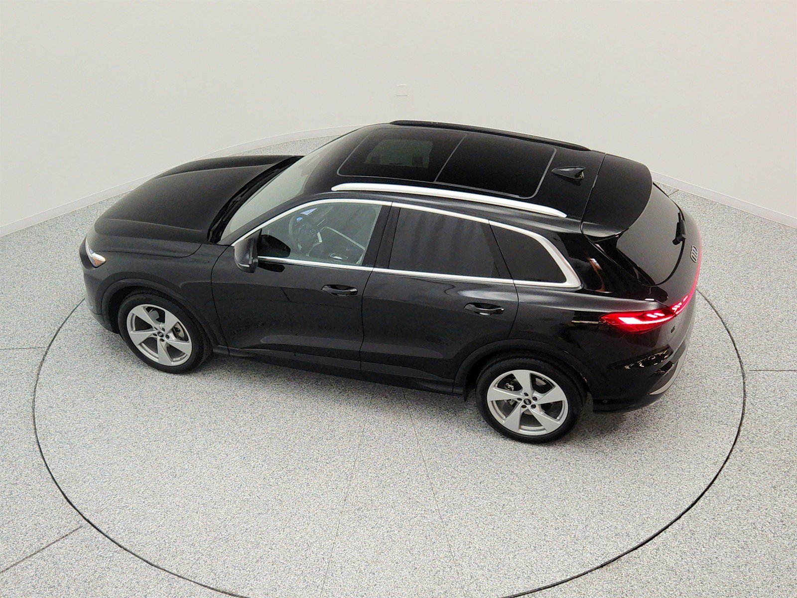 Used 2025 Audi Q5 Prestige AWD/4WD image 29