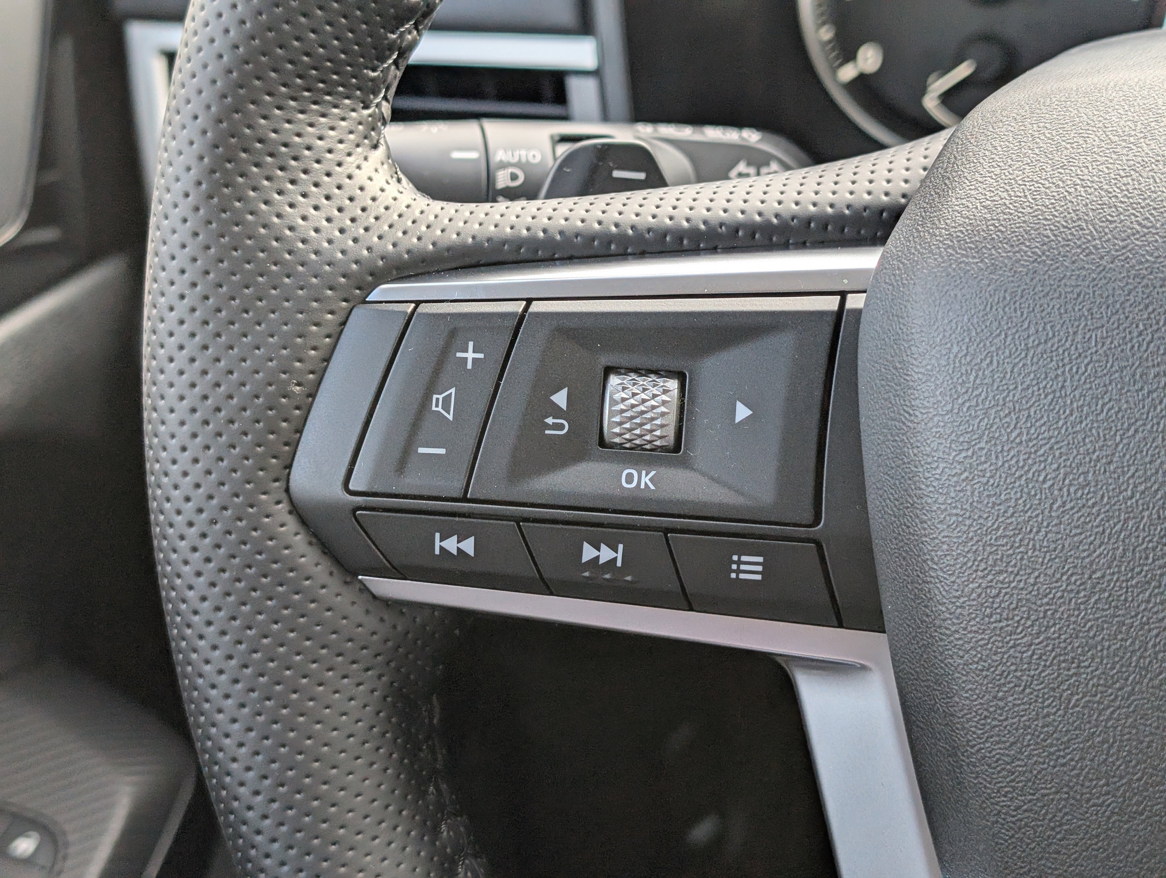 New 2026 Mitsubishi Outlander SE image 22