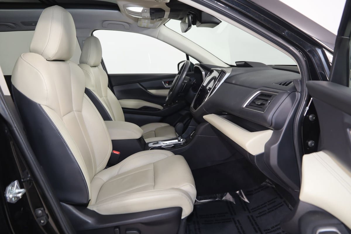 Used 2023 Subaru Ascent Limited w/ Technology Package AWD/4WD image 13
