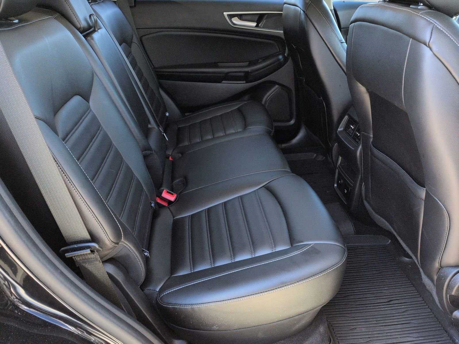 Certified 2024 Ford Edge SEL w/ Convenience Package image 24