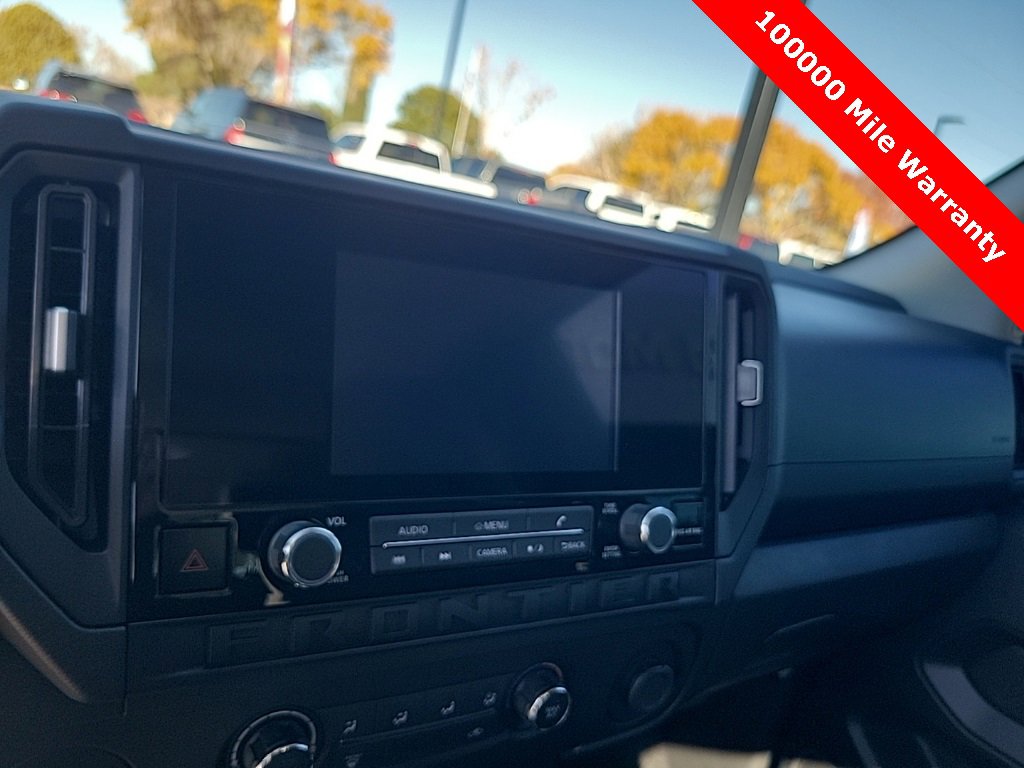 Used 2025 Nissan Frontier S image 25