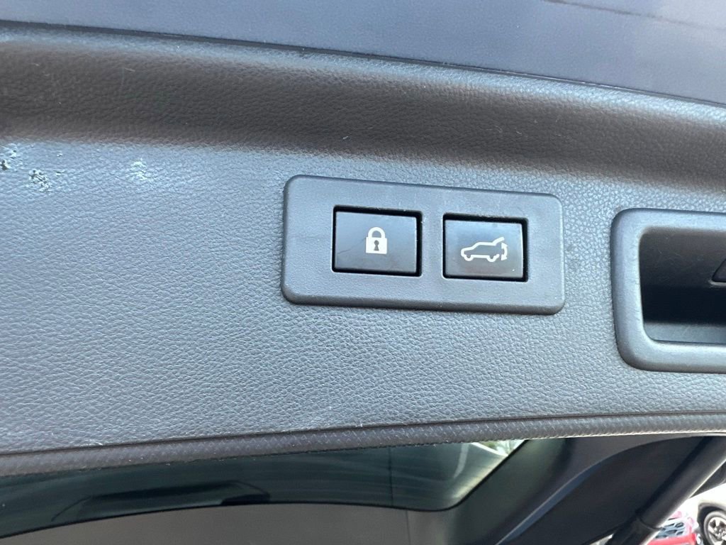 Used 2020 Subaru Forester Premium image 8