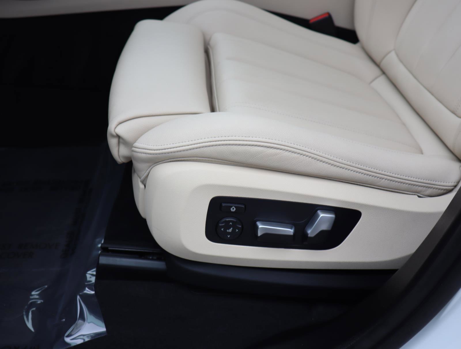 Used 2021 BMW X5 sDrive40i w/ Premium Package image 18