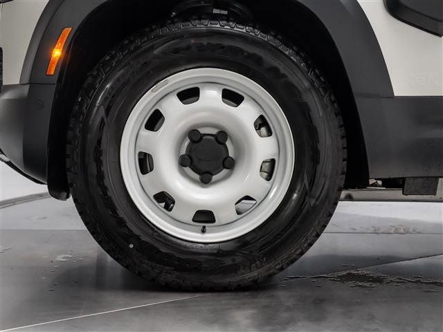 New 2024 Land Rover Defender 110 S image 14