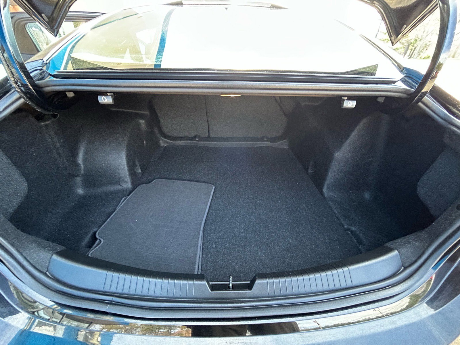 Used 2021 Chevrolet Malibu RS FWD image 11