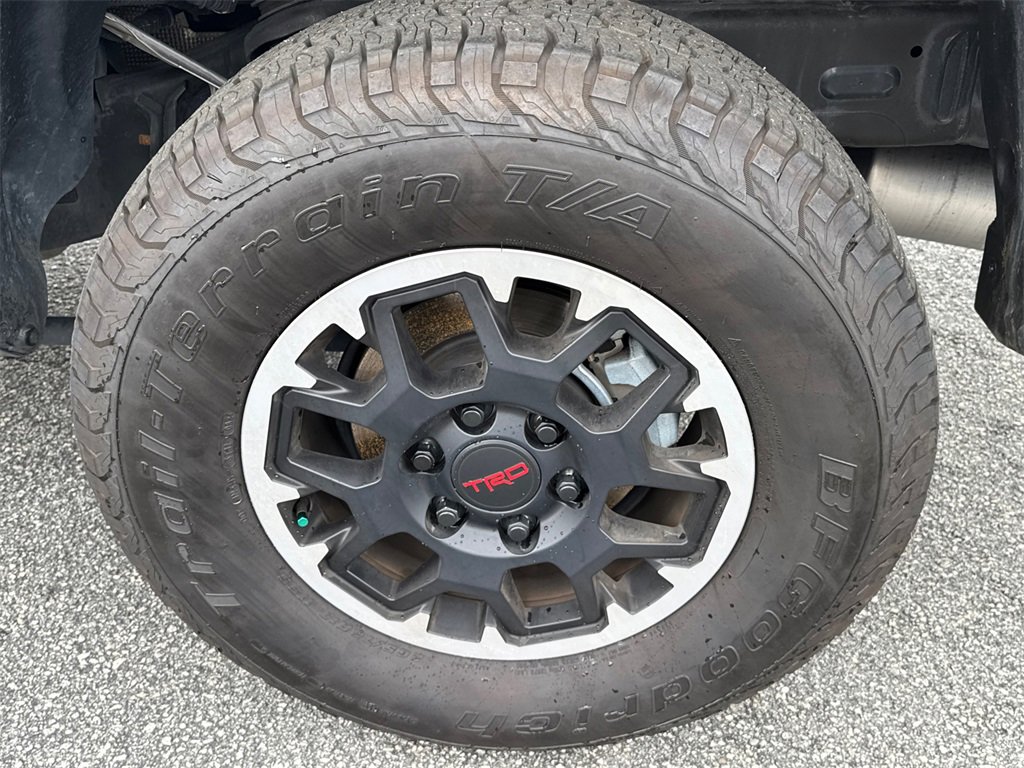 Used 2024 Toyota Tacoma TRD Off-Road image 19