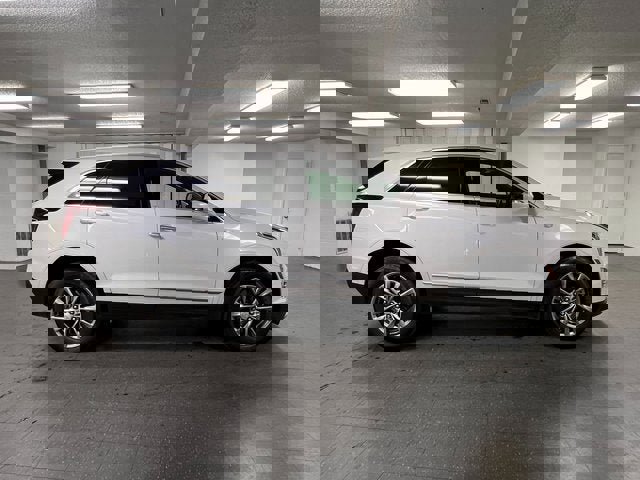 Certified 2023 Cadillac XT5 Premium Luxury image 6