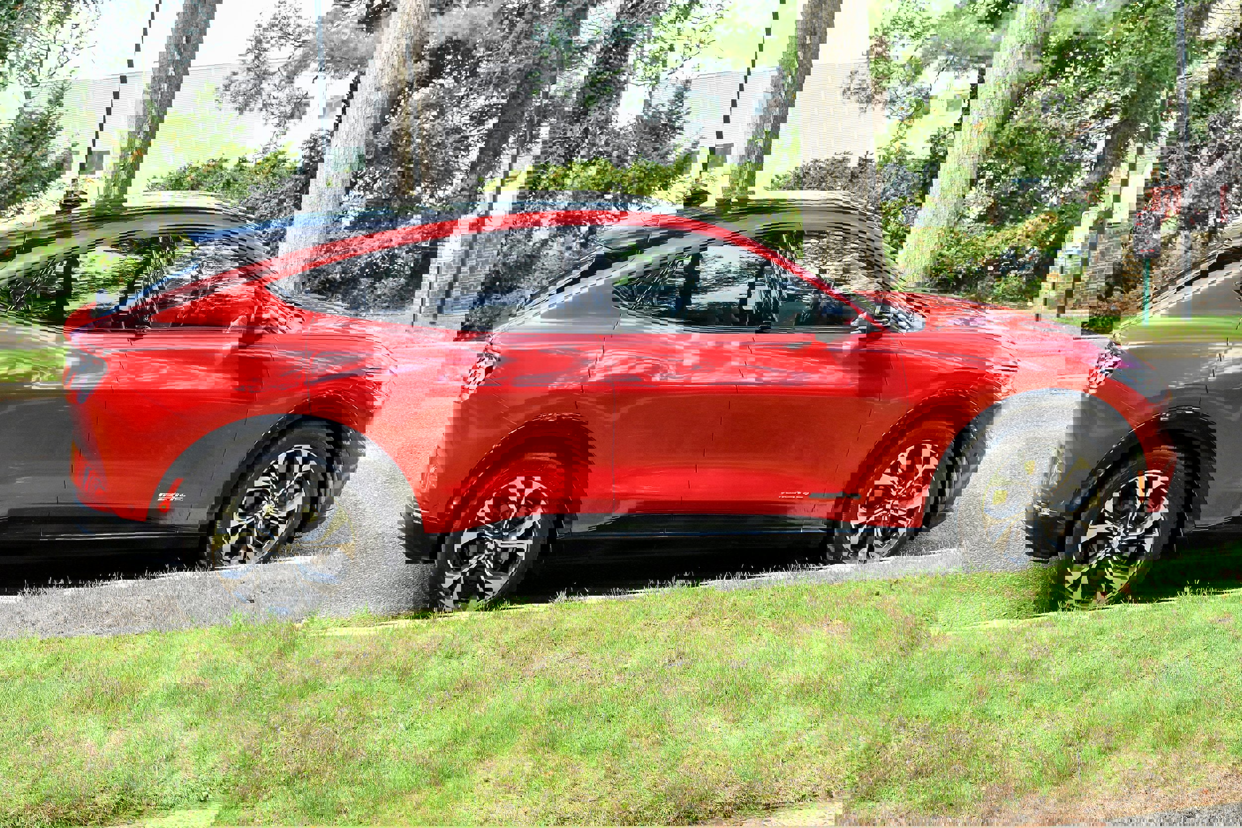 Used 2021 Ford Mustang Mach-E Premium image 8