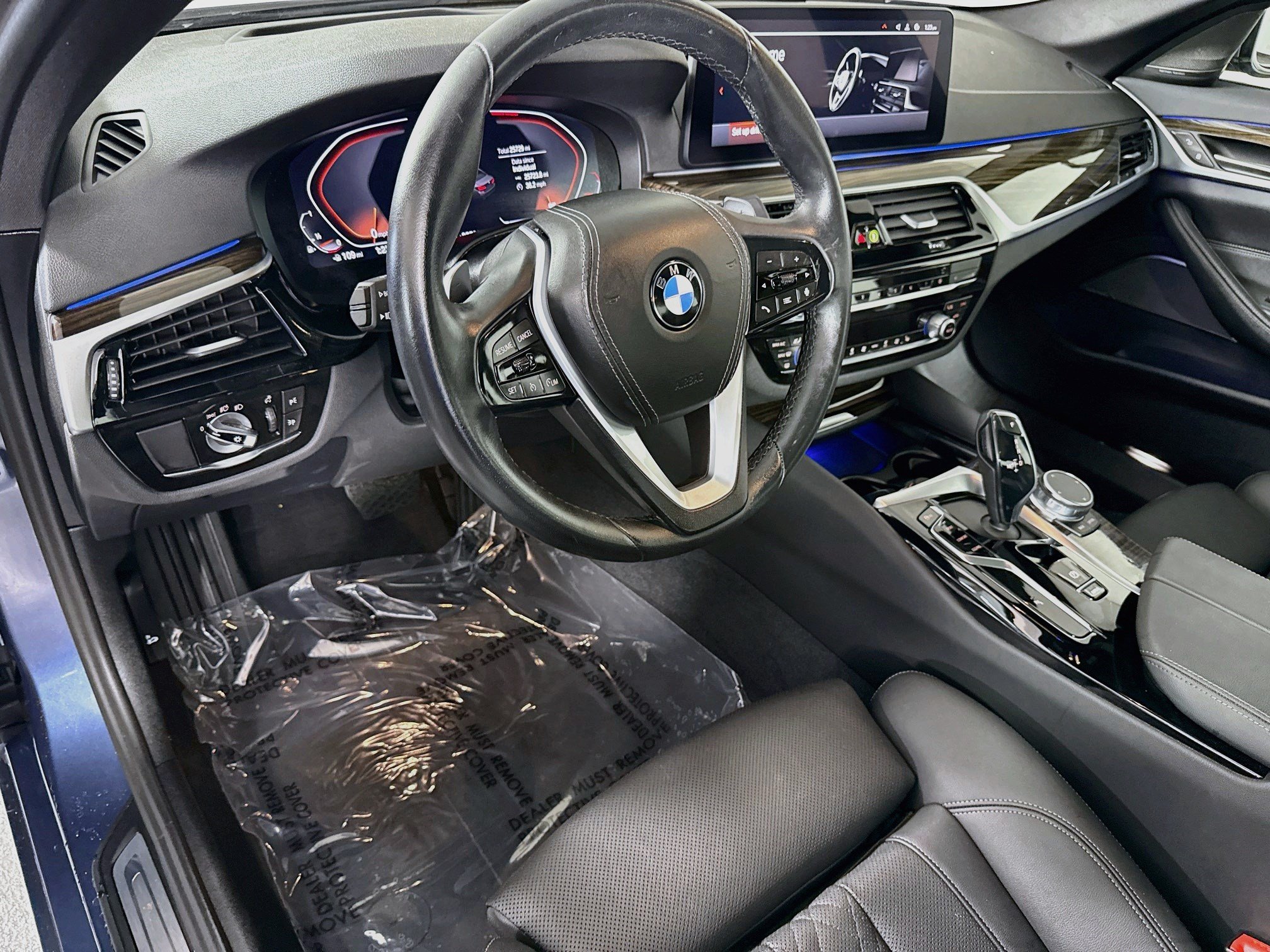 Used 2023 BMW 530i w/ Premium Package RWD image 23
