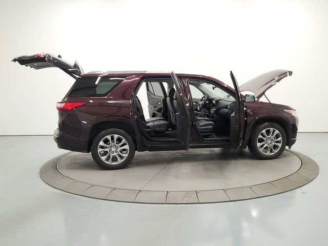 Used 2018 Chevrolet Traverse Premier AWD/4WD image 16