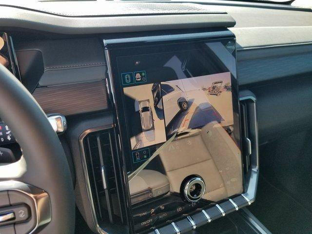 New 2026 GMC Acadia AT4 image 19