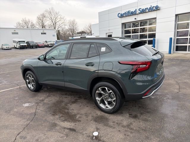 New 2026 Chevrolet Trax LT w/ Driver Confidence Package image 7