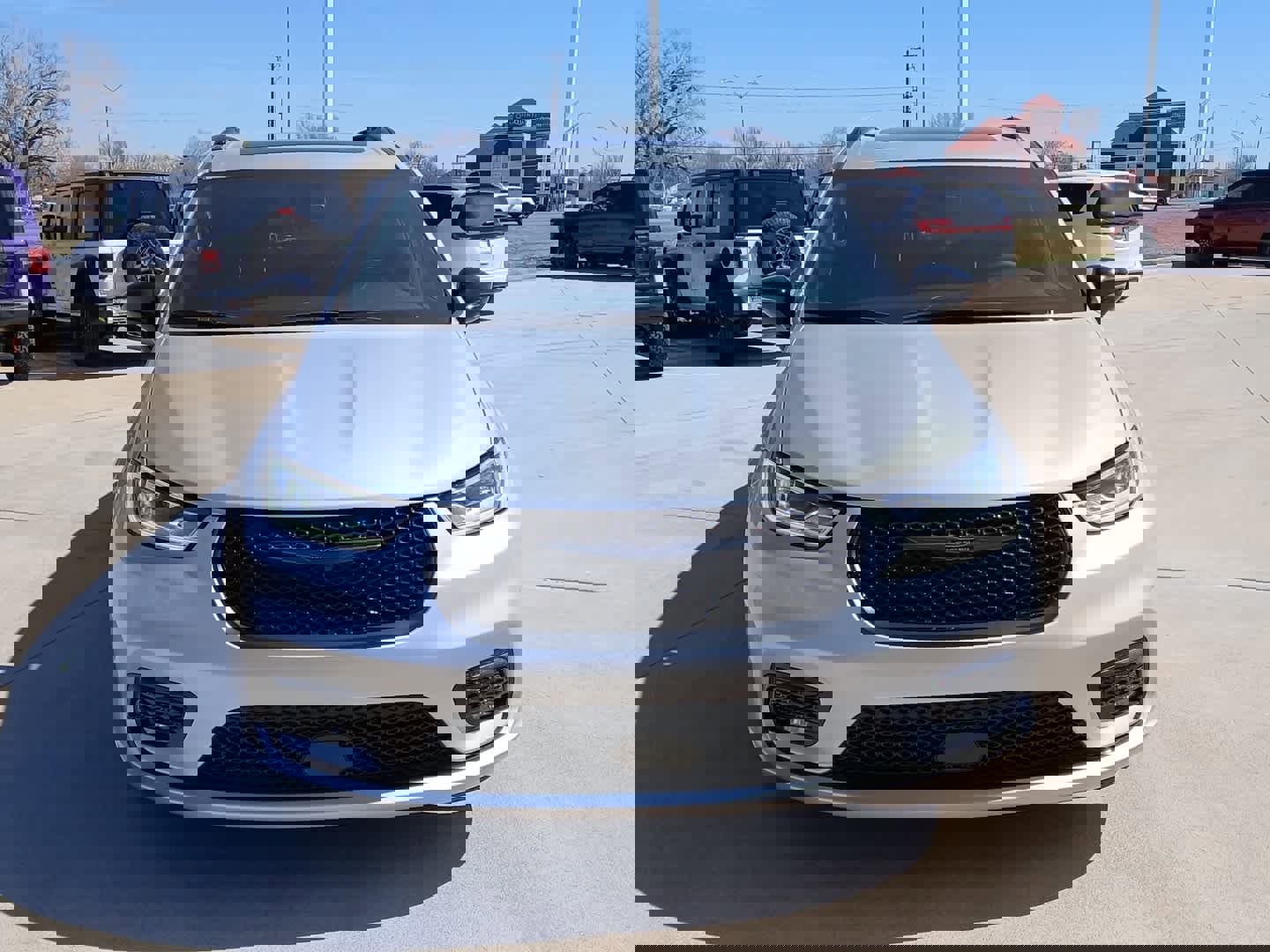 New 2026 Chrysler Pacifica Limited w/ S Appearance Package image 11