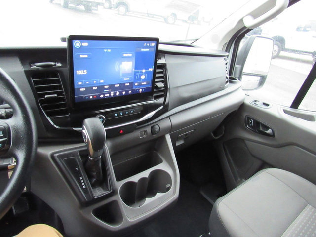 Used 2023 Ford Transit 350 XLT image 33