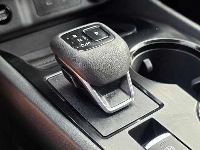 Used 2024 Nissan Rogue SV AWD/4WD image 30