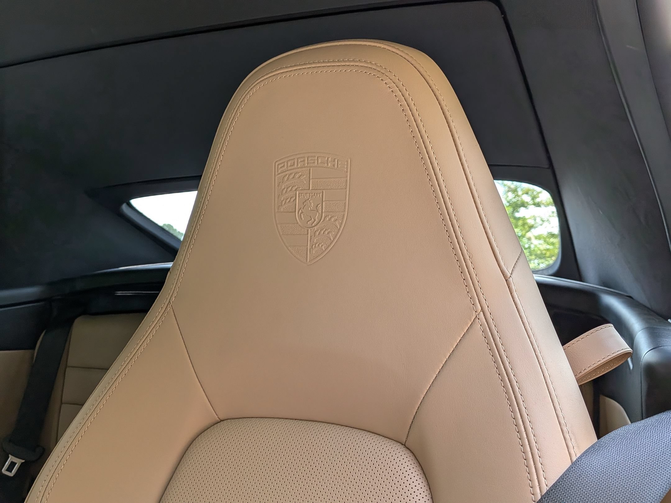 Certified 2023 Porsche 911 Carrera 4 GTS AWD/4WD image 6