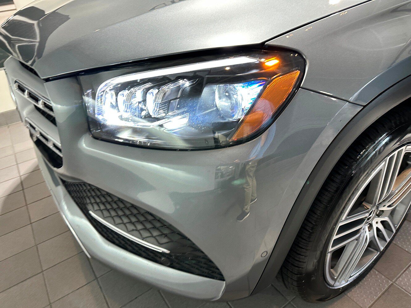 Certified 2023 Mercedes-Benz GLS 450 4MATIC image 46