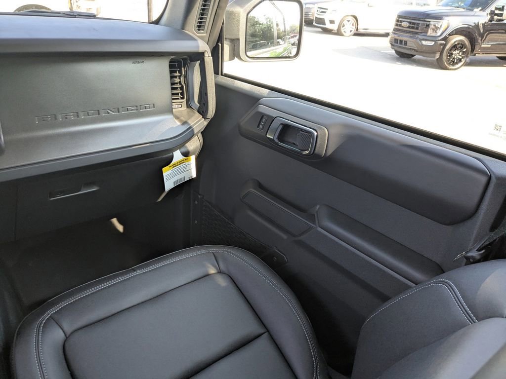 New 2025 Ford Bronco Badlands image 18