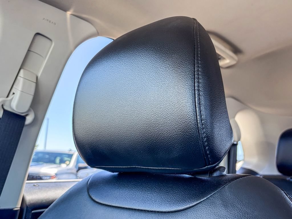 Used 2018 Ford Edge SEL w/ Equipment Group 201A FWD image 52