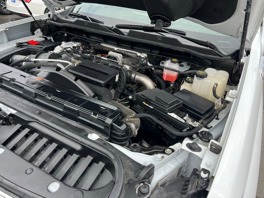 Used 2024 Chevrolet Silverado 3500 LTZ w/ LTZ Convenience Package image 57