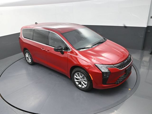 New 2027 Chrysler Pacifica Select AWD/4WD image 11