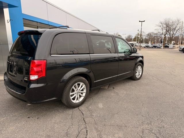 Used 2019 Dodge Grand Caravan SXT image 10