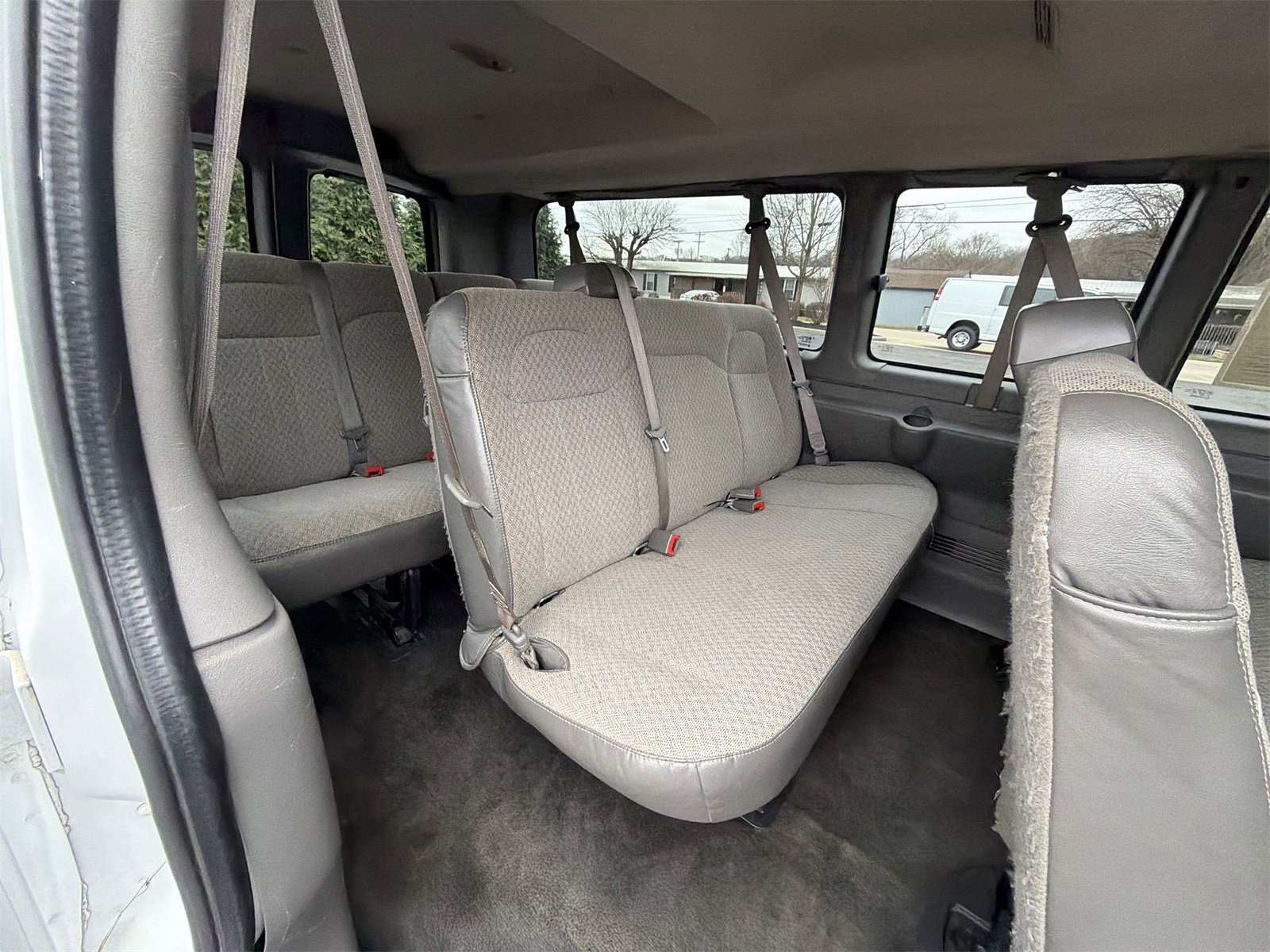 Used 2017 Chevrolet Express 3500 LT w/ LT Preferred Equipment Group image 21