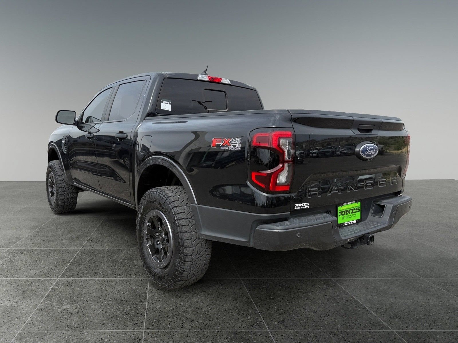 Used 2024 Ford Ranger XLT w/ FX4 Off-Road Package AWD/4WD image 4