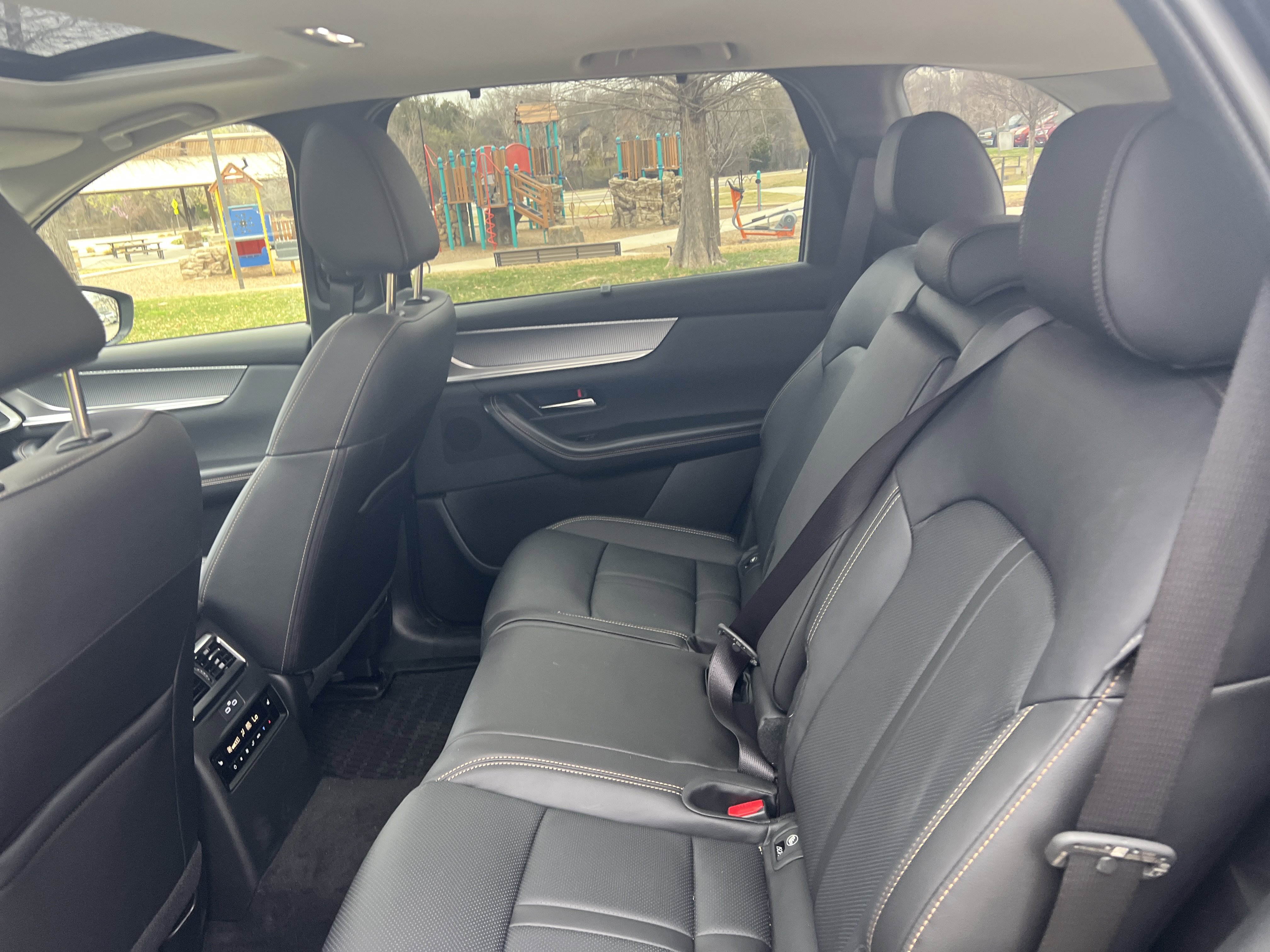 Used 2026 MAZDA CX-70 3.3 Turbo w/ Preferred Package image 30