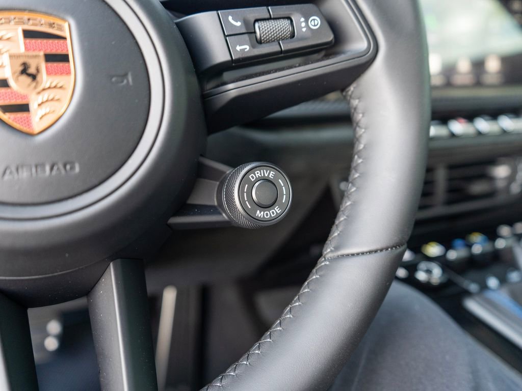 Used 2026 Porsche 911 GT3 RWD image 20