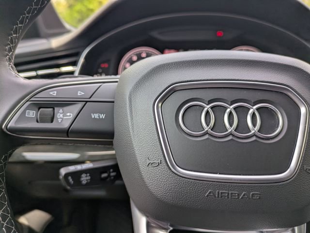 Used 2025 Audi Q7 3.0T Premium Plus image 16