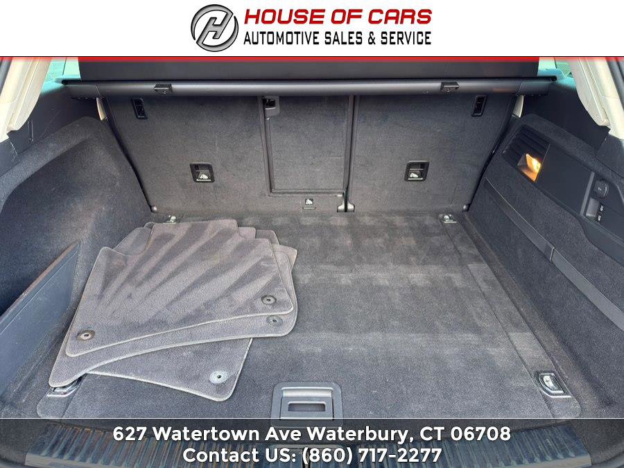 Used 2016 Volkswagen Touareg Sport AWD/4WD image 48