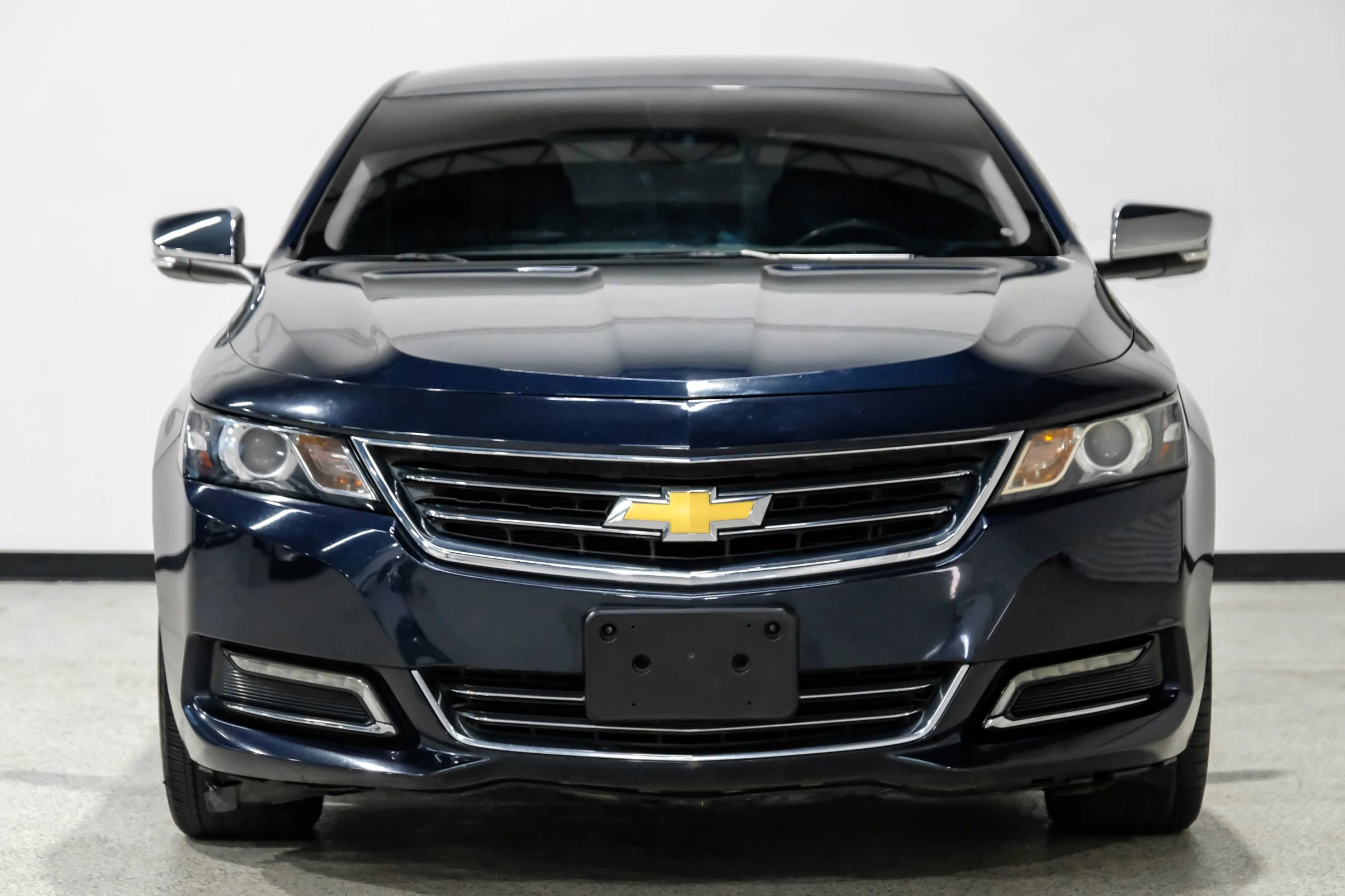 Used 2019 Chevrolet Impala Premier FWD image 3