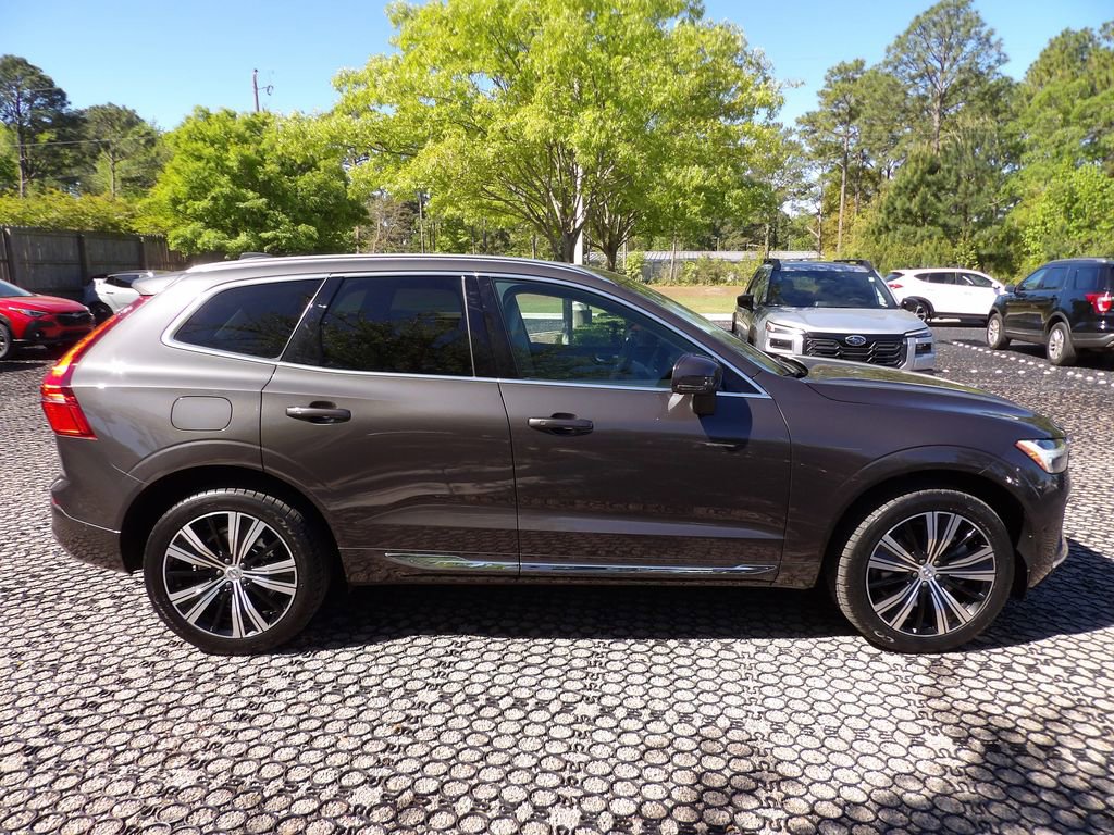 Certified 2022 Volvo XC60 B6 Inscription w/ Advanced Package image 5