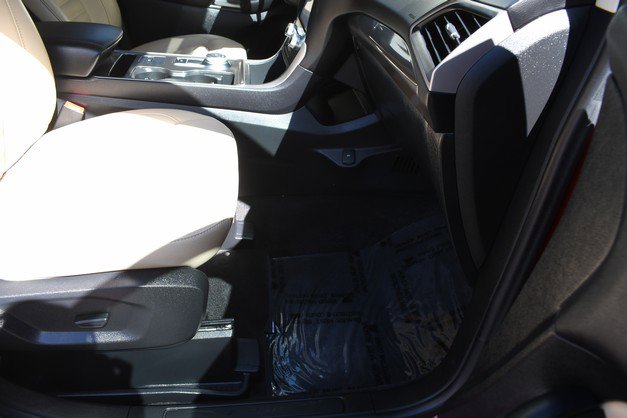 Used 2024 Ford Edge SEL w/ Convenience Package image 25