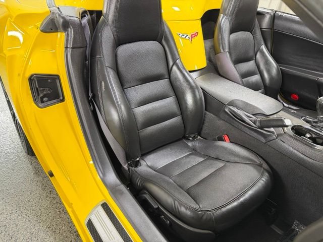 Used 2011 Chevrolet Corvette Convertible w/ Preferred Equipment Group RWD image 24