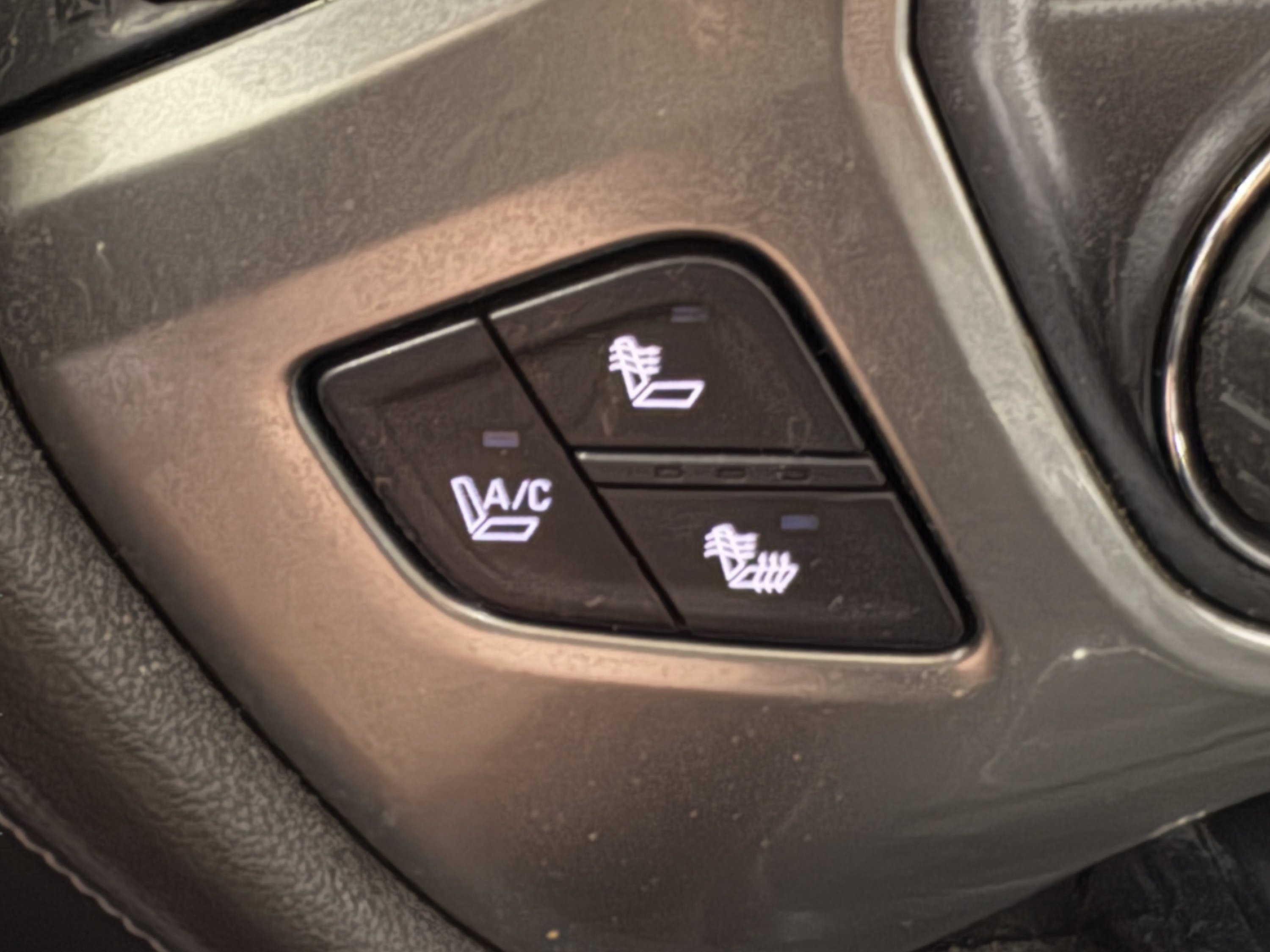 Used 2014 Chevrolet Silverado 1500 LTZ w/ LTZ Plus Package AWD/4WD image 17