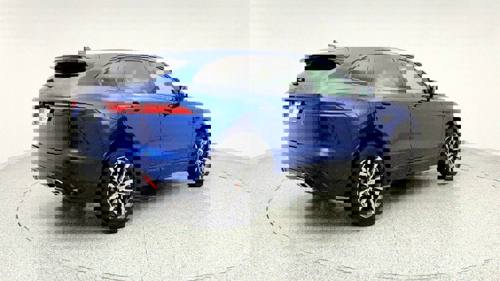 Used 2021 Jaguar F-PACE S image 5