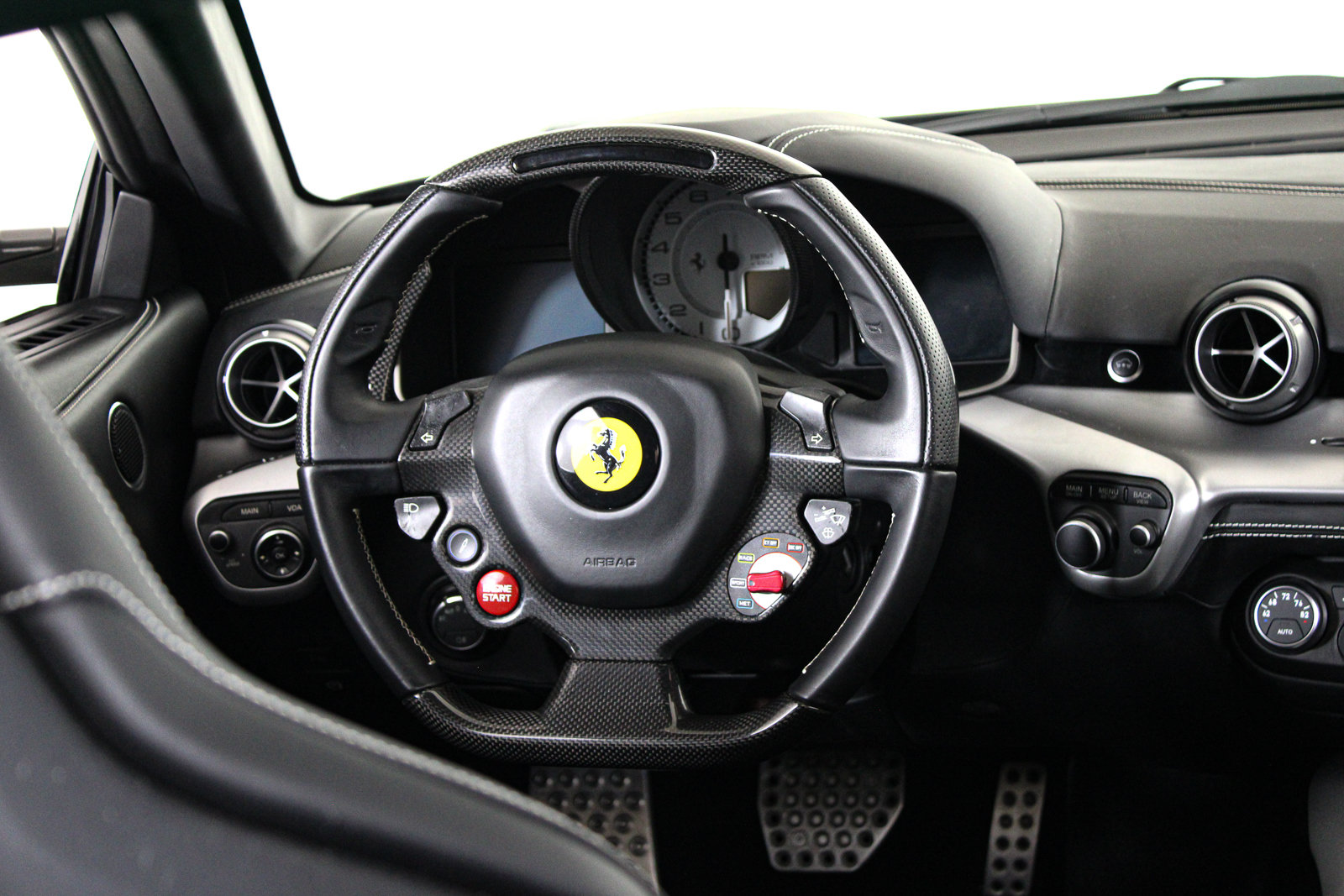 Used 2015 Ferrari F12 Berlinetta RWD image 52