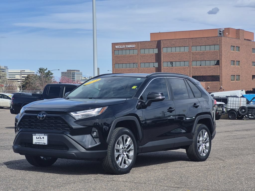 Used 2024 Toyota RAV4 XLE Premium AWD/4WD image 4