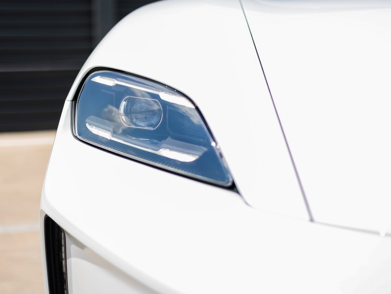 New 2026 Porsche Taycan image 13